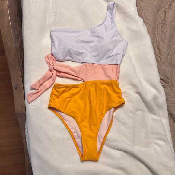 Colorblock One-Shoulder Swimsuit NEVER WORN! - Picture 3 of 4